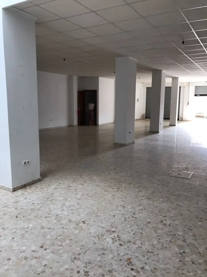 Gewerbefläche zum Verkauf in Avenida PORTUGAL, imagen 2