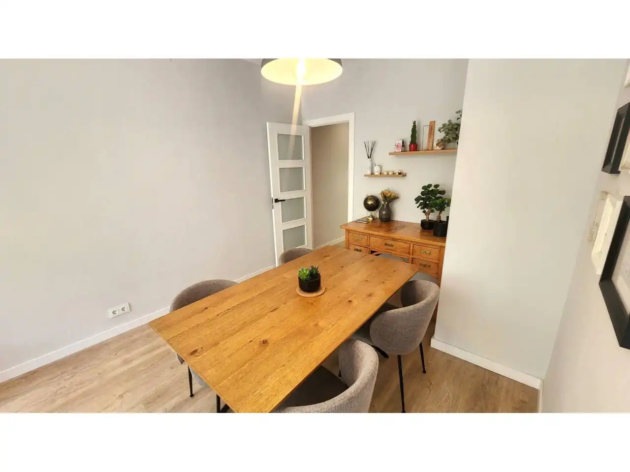 Dining room of Flat for sale in Barcelona  with Air Conditioner, Parquet flooring and Terrace