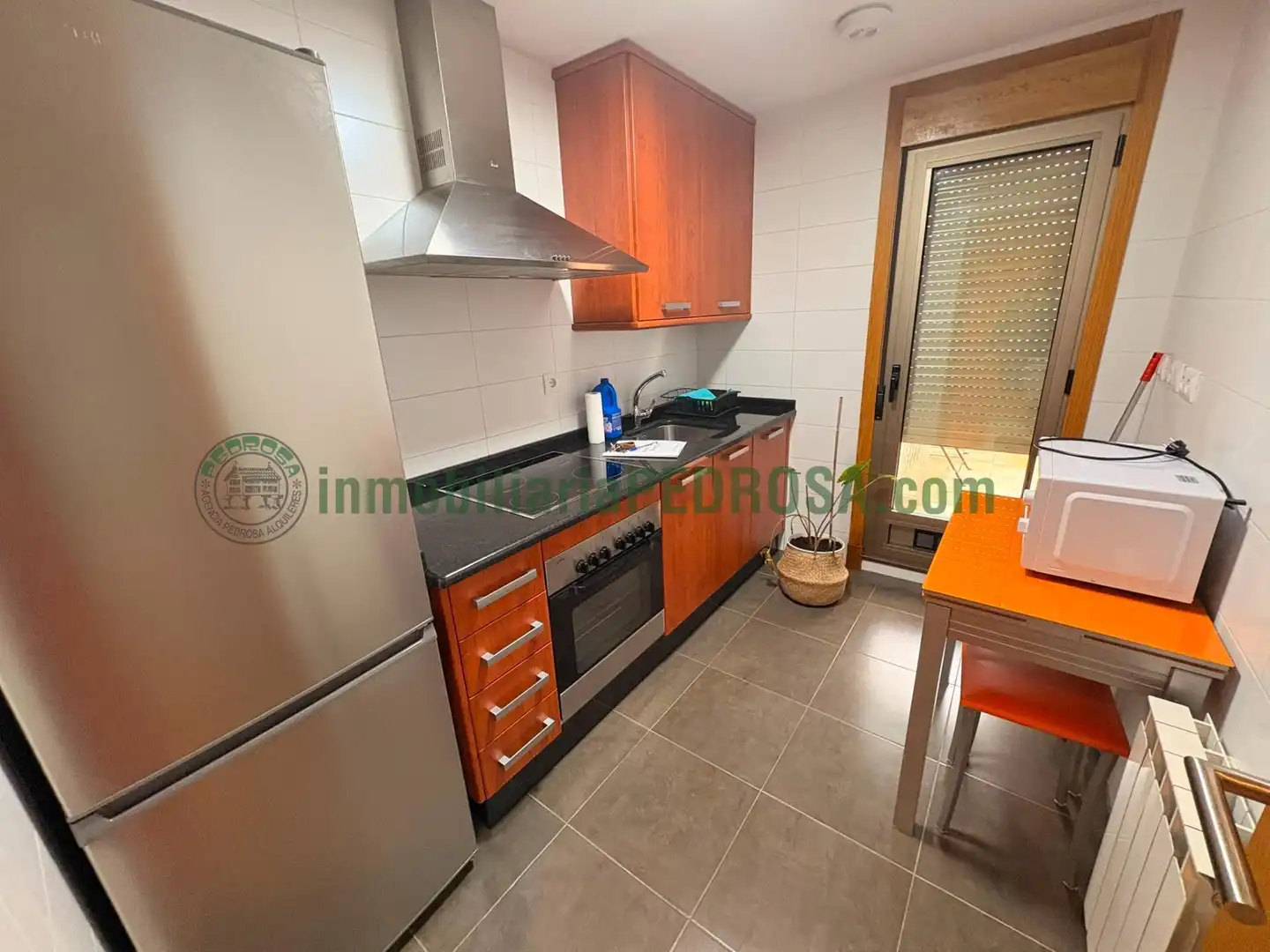 Cocina de Apartamento de alquiler en Pontevedra Capital  con Calefacción, Terraza y Trastero