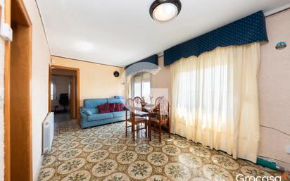 Living room of Flat for sale in Sant Boi de Llobregat  with Air Conditioner, Heating and Furnished