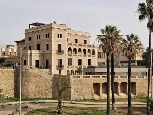 Außenansicht von Geschaftsraum zur Miete in Sant Feliu de Llobregat mit Alarm