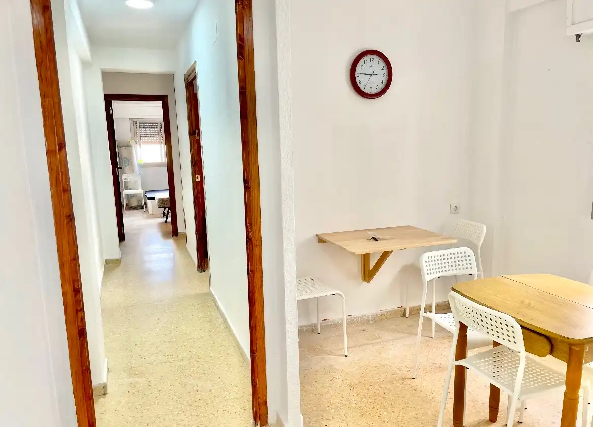 Comedor de Piso para compartir en Valencia con Aire acondicionado, Calefacción y Amueblado