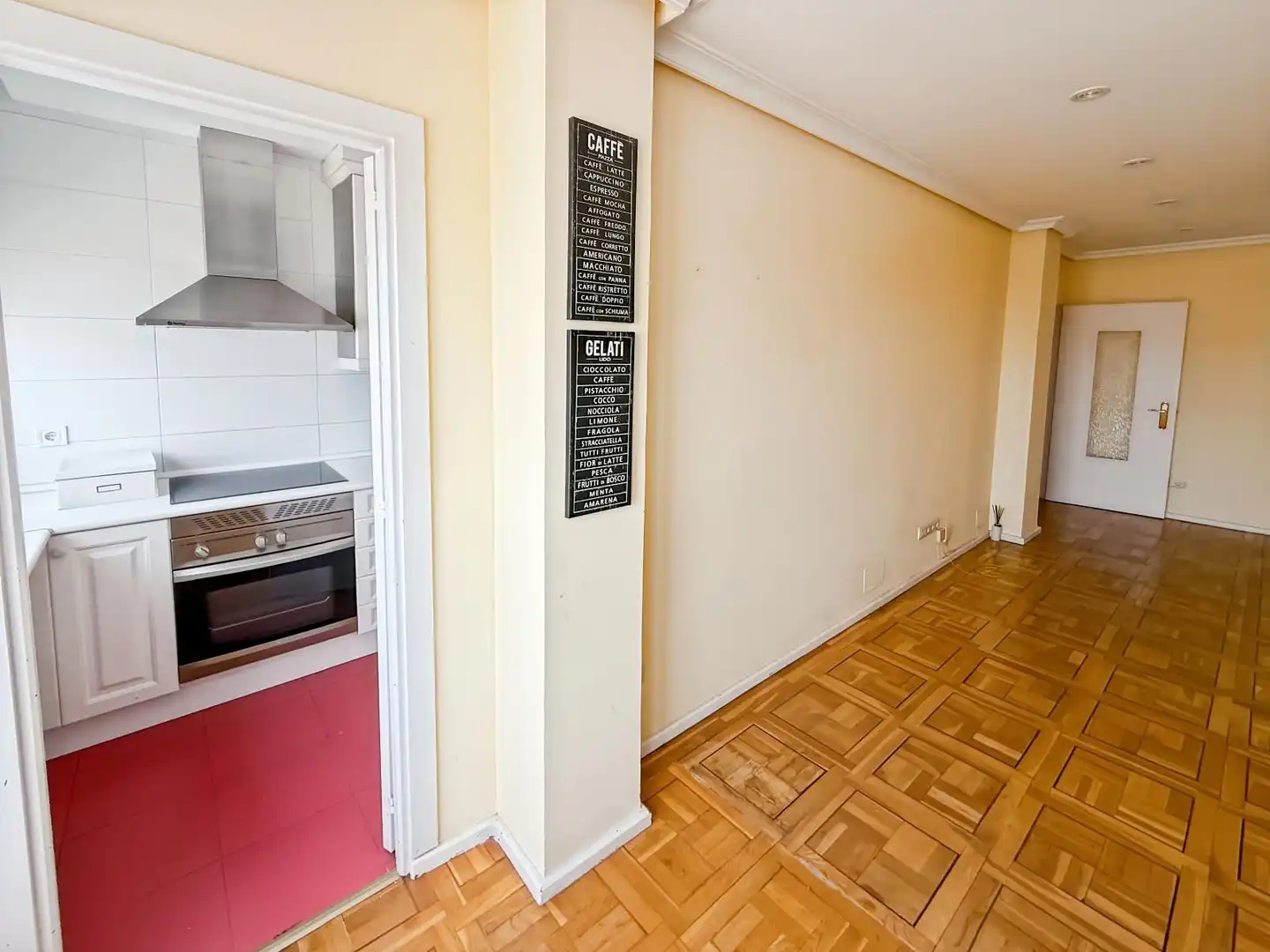 Piso de alquiler en Madrid con Calefacción y Parquet