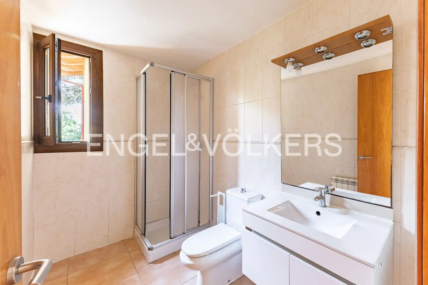 Baño de Casa o chalet en venta en Fogars de la Selva con Calefacción, Jardín privado y Terraza
