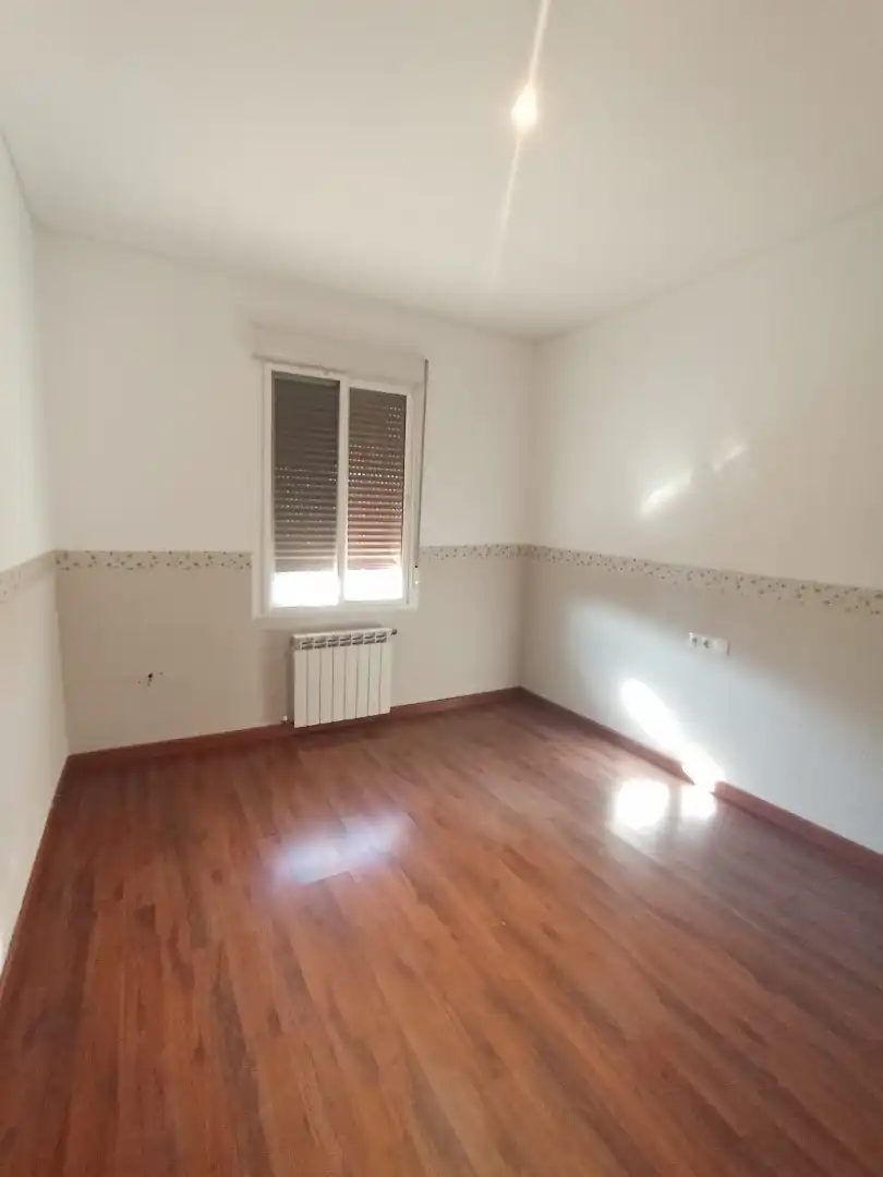 Schlafzimmer von Wohnung zum Verkauf in Córdoba mit Klimaanlage und Terrasse