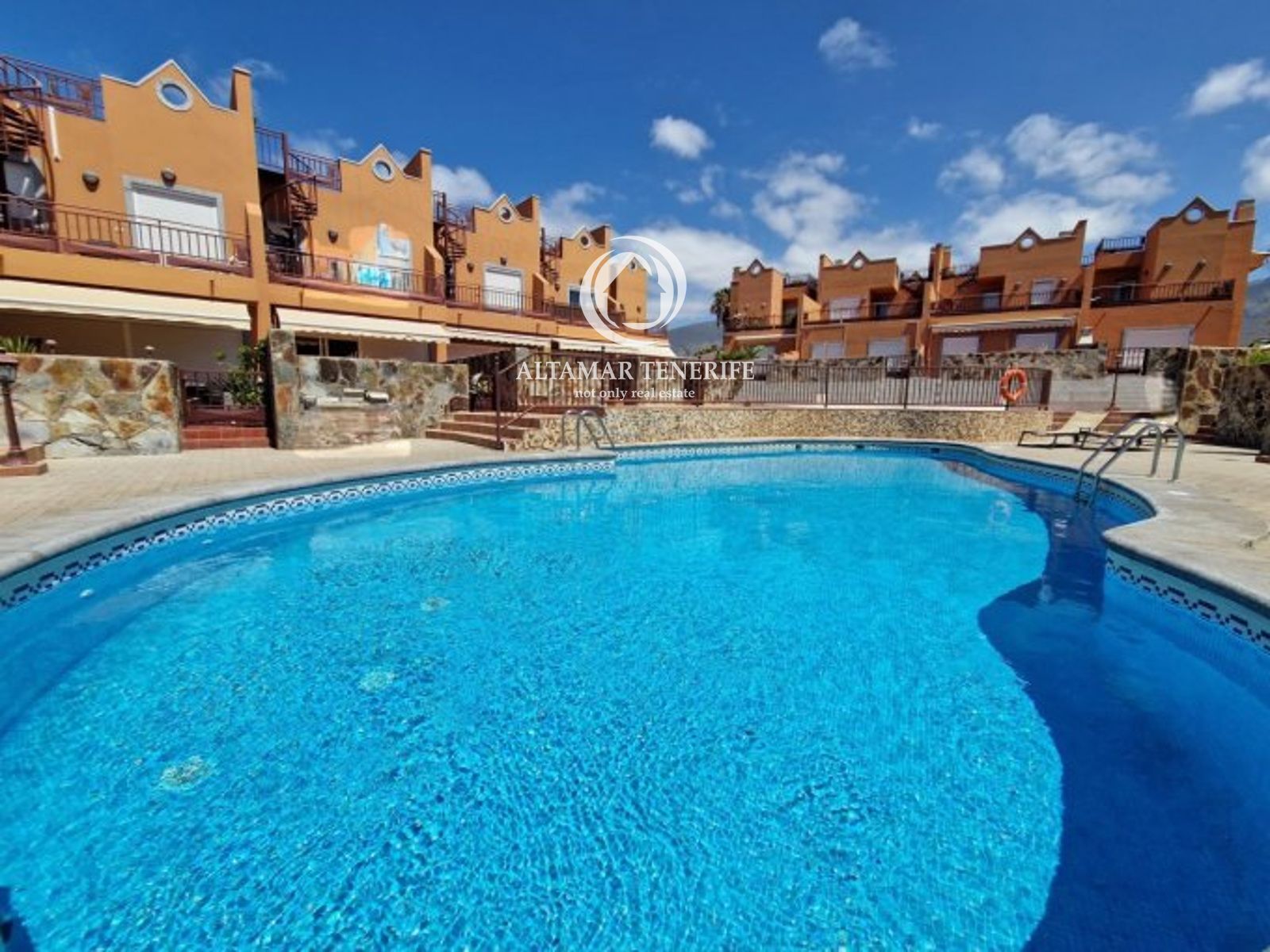 Swimming pool of Single-family semi-detached for sale in Adeje  with Terrace, Swimming Pool and Community pool