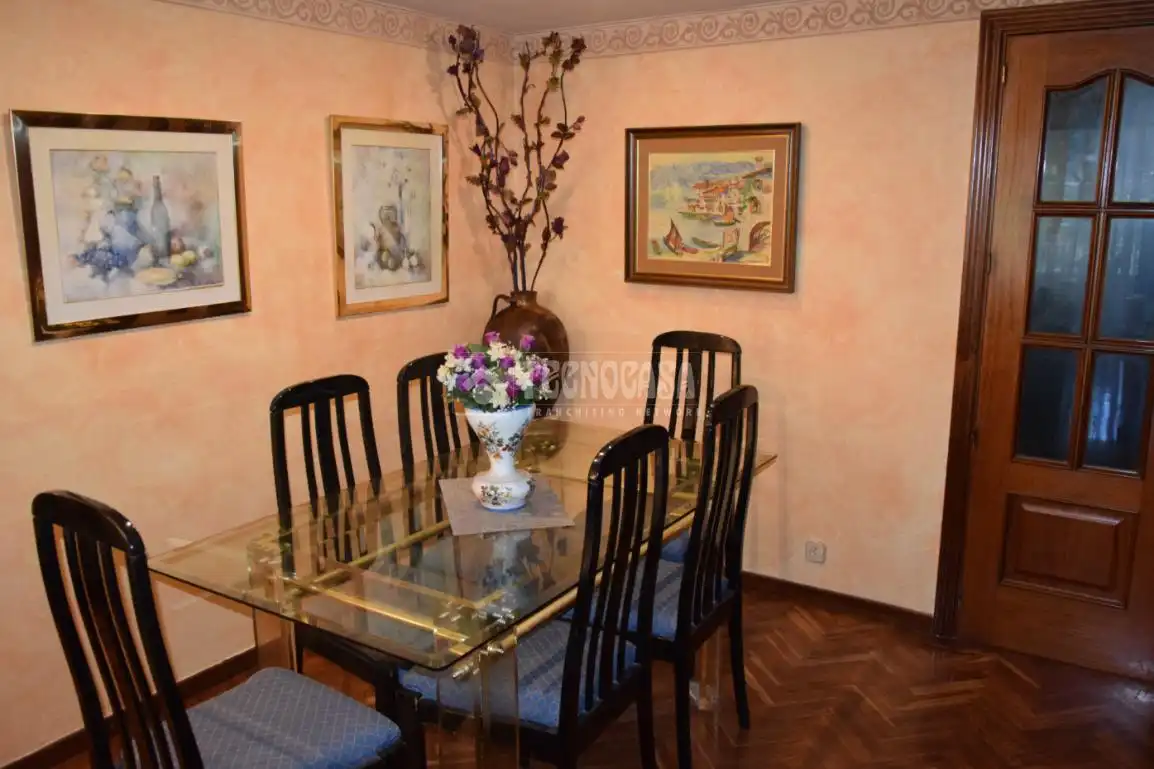 Comedor de Piso en venta en Torrejón de Ardoz con Calefacción