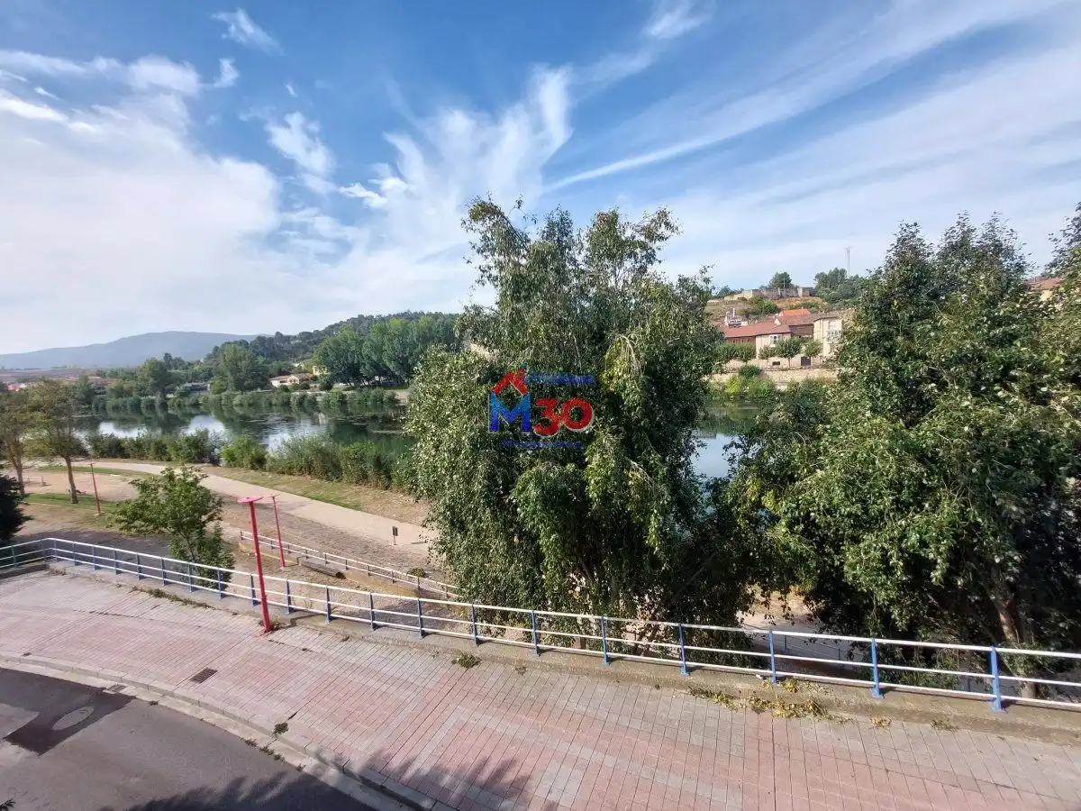 Apartments for sale in Miranda de Ebro  with Heating, Parquet flooring and Storage room