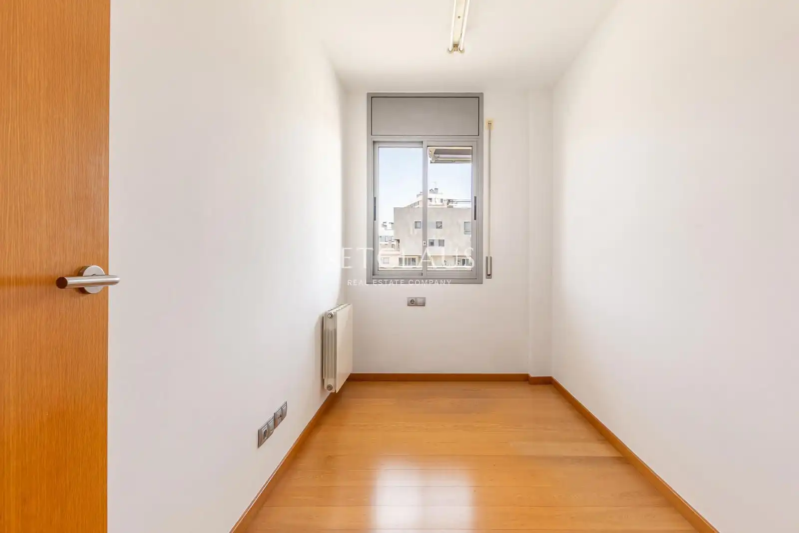 Bedroom of Flat for sale in Badalona  with Air Conditioner, Heating and Terrace