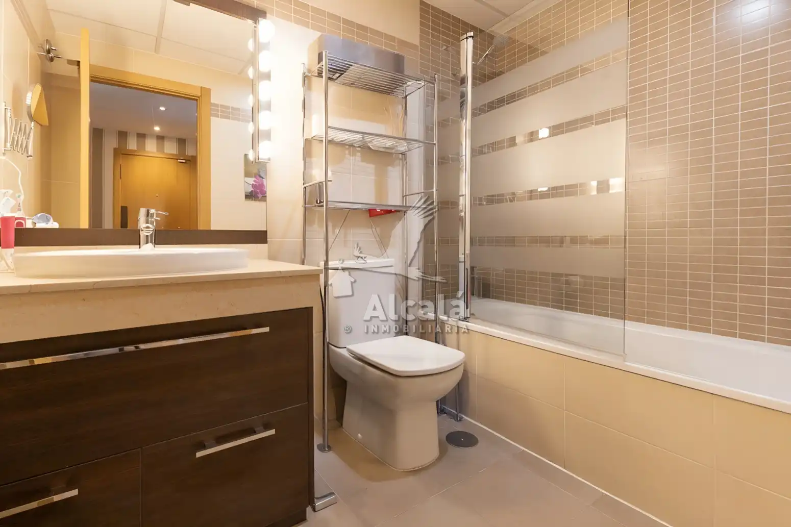 Badezimmer von Wohnung zum Verkauf in Alcalá de Henares mit Klimaanlage, Heizung und Privatgarten