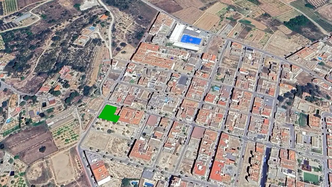 Wohnbaugrundstück zum Verkauf in Calle Stmo Cristo De La Salud