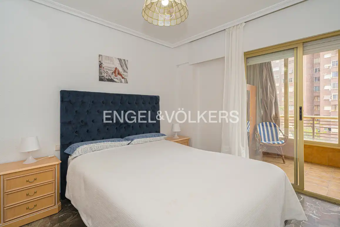 Wohnung zur Miete in Avenida de la Armada Española, 5, Playa Poniente