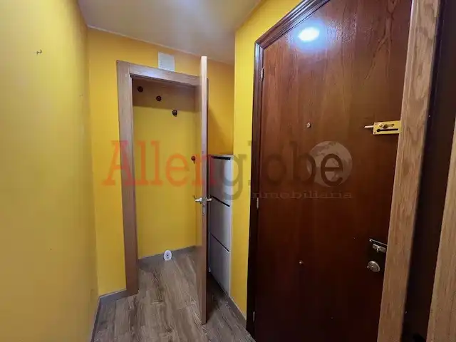 Apartamento en venta en Oviedo  con Calefacción