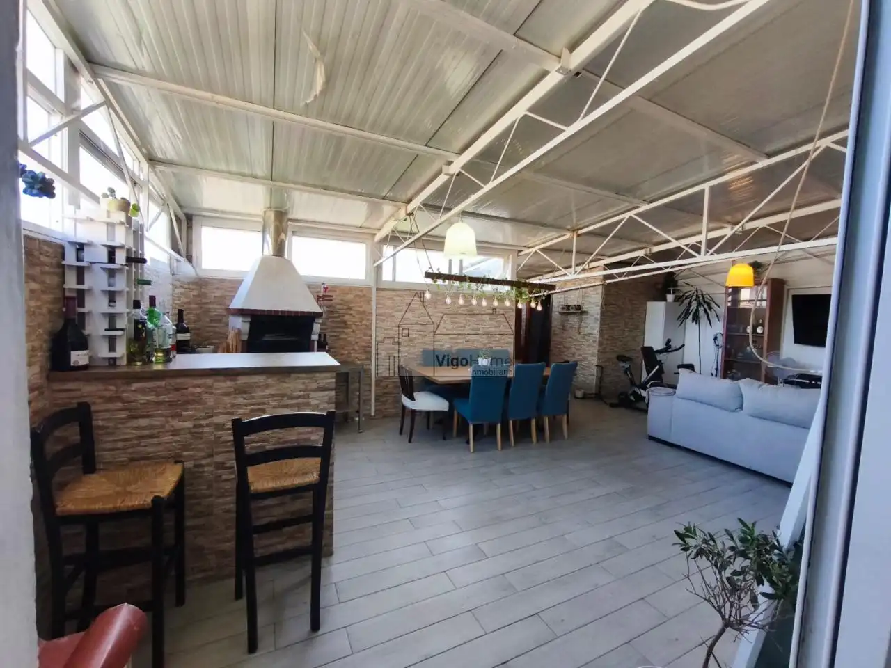 Terraza de Piso en venta en Vigo  con Calefacción, Terraza y Trastero