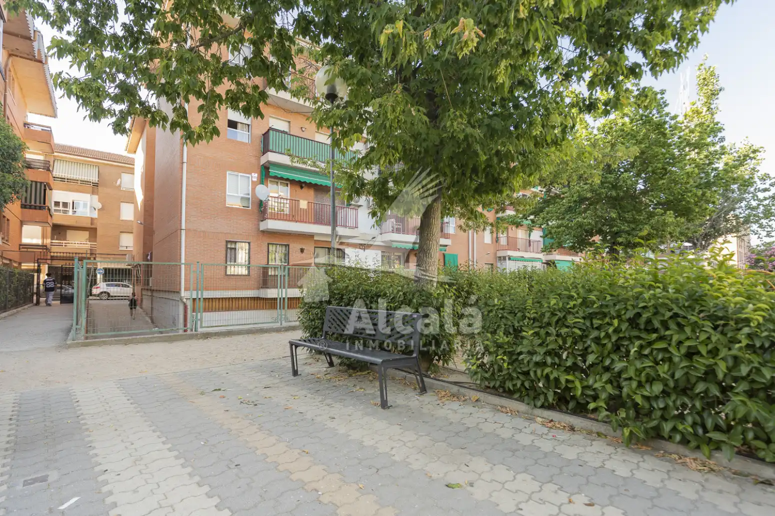 Vista exterior de Pis en venda en Ocaña amb Calefacció i Terrassa