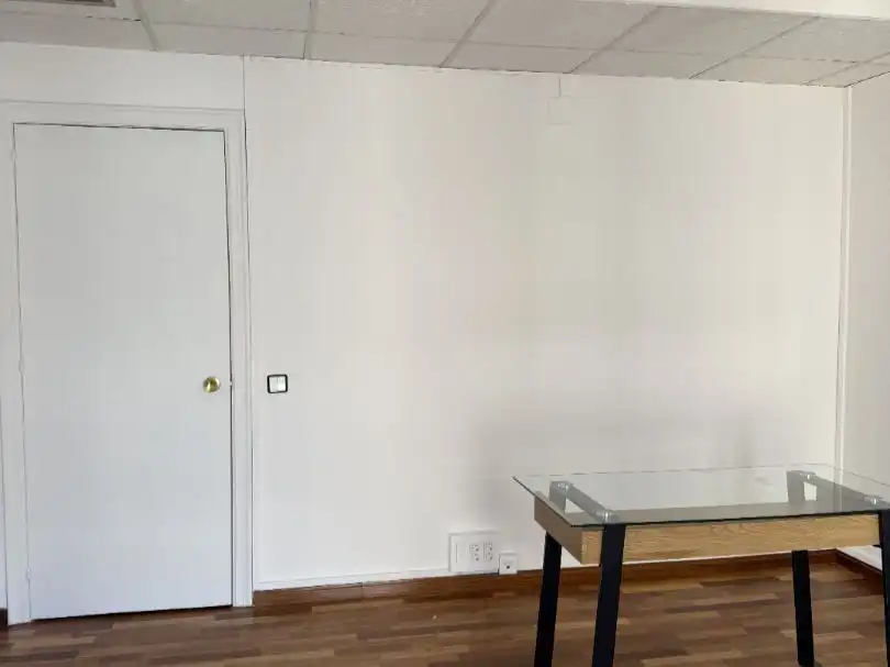 Office for rent in Barcelona  with Air Conditioner, Heating and Internet