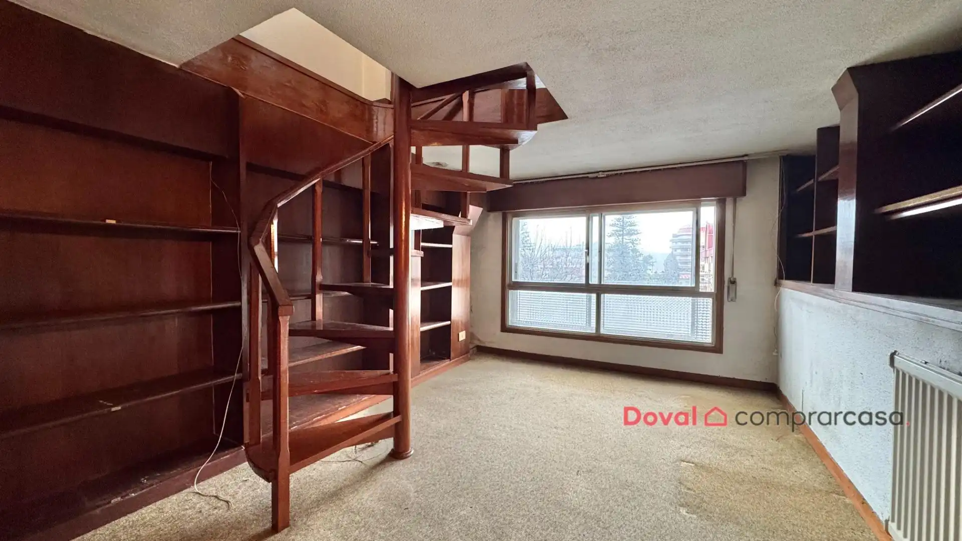 Piso en venta en Vigo  con Calefacción, Terraza y Balcón