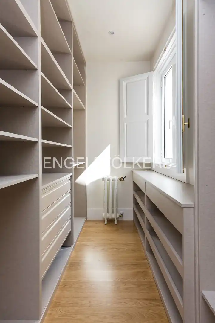 Flat with terrace to rent in Paseo del Prado, imagen 41