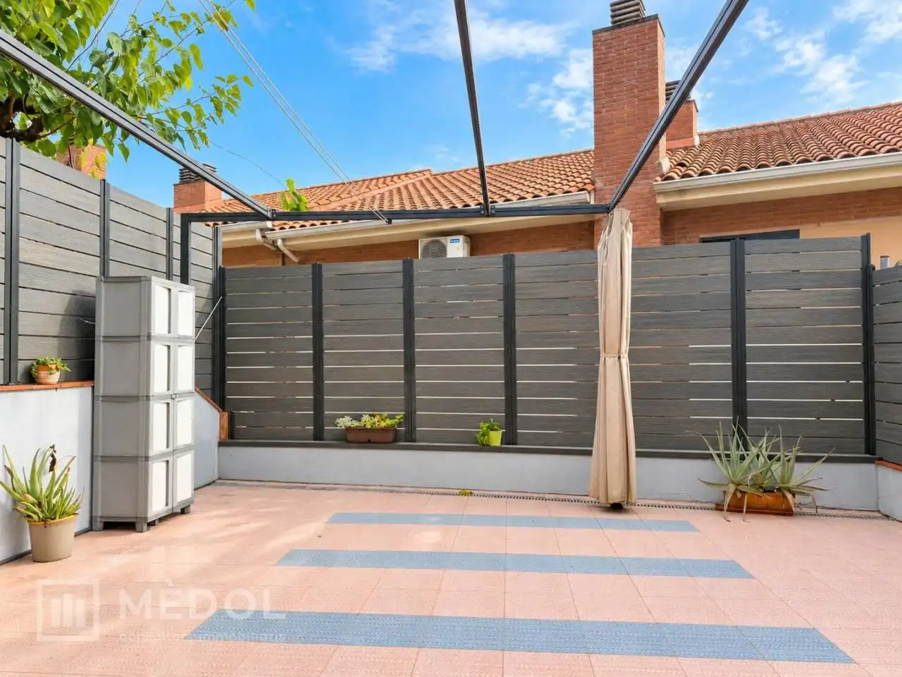 Reihenhaus mit Garten zur Miete in Avenida Bofarull, imagen 4