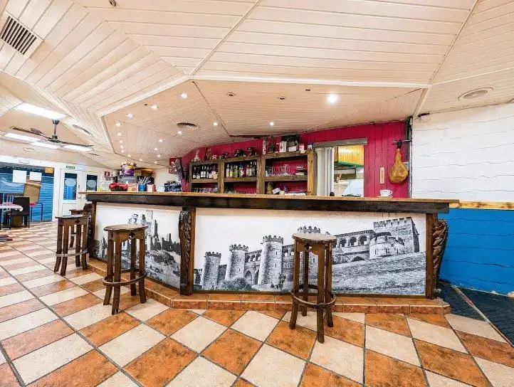 Local comercial de lloguer a marcelino isabal, imagen 2