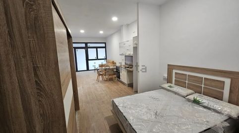 Foto 3 de Estudi de lloguer a Sant Llorenç - Zona Alfahuir, Valencia Capital