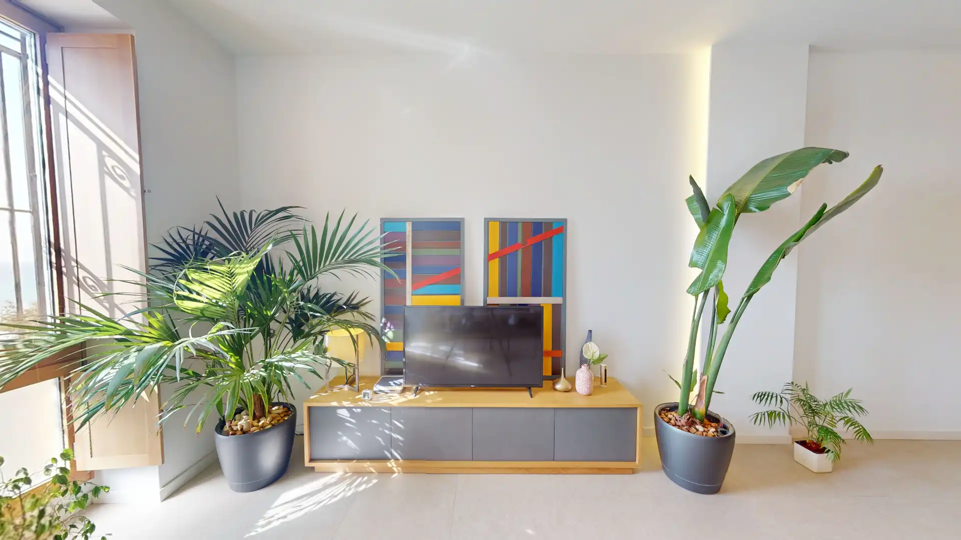 Wohnzimmer von Wohnung zum Verkauf in Alicante / Alacant mit Klimaanlage, Privatgarten und Abstellraum
