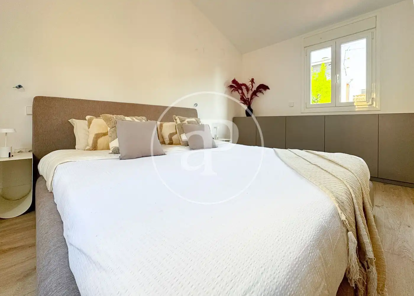 Bedroom of Flat for sale in Madrid  with Air Conditioner, Heating and Terrace