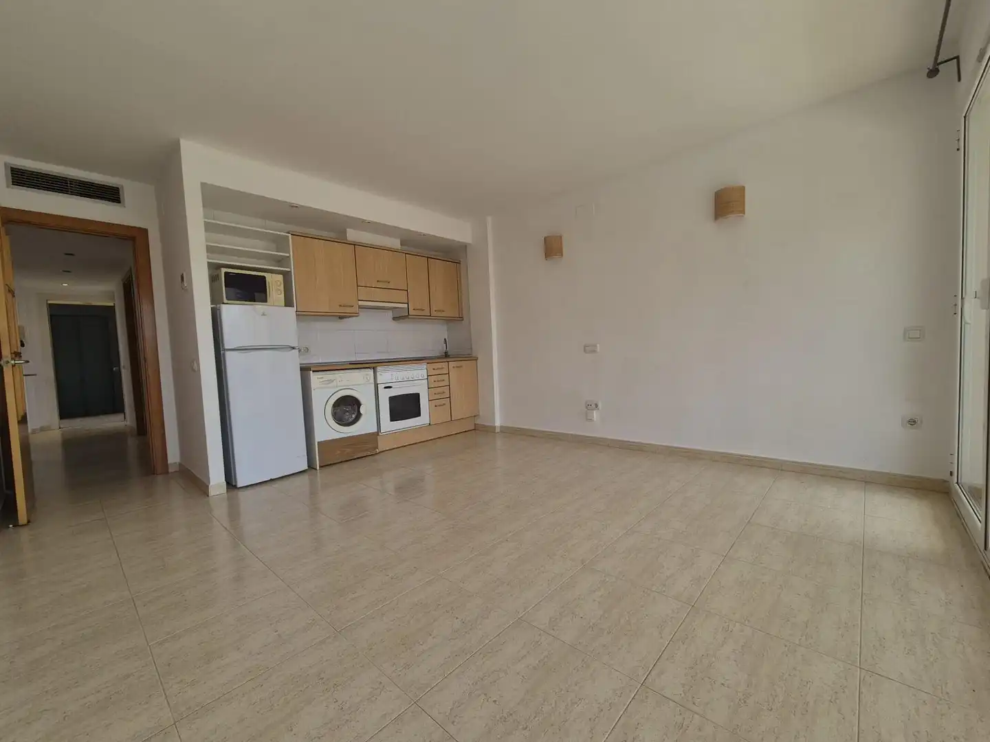Küche von Wohnung zum Verkauf in El Vendrell mit Klimaanlage, Heizung und Privatgarten
