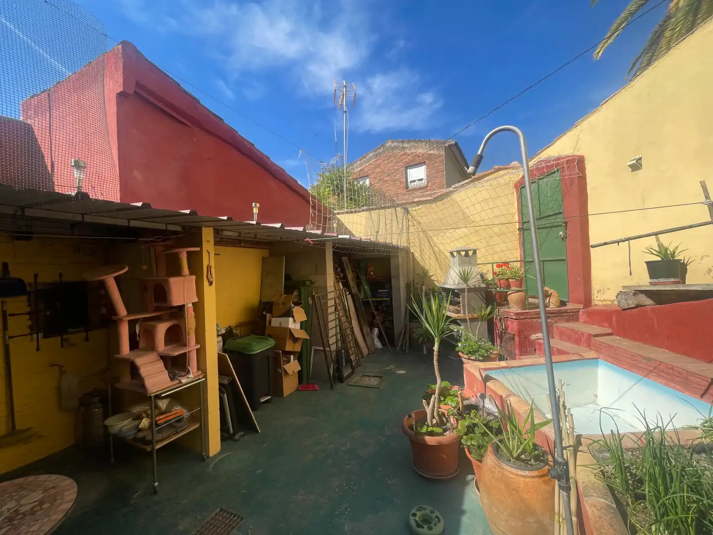 Vista exterior de Casa adosada en venta en Calahorra con Aire acondicionado, Calefacción y Terraza