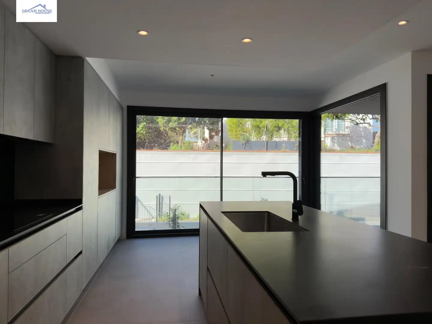 Kitchen of Flat for rent in Alella  with Heating and Community pool