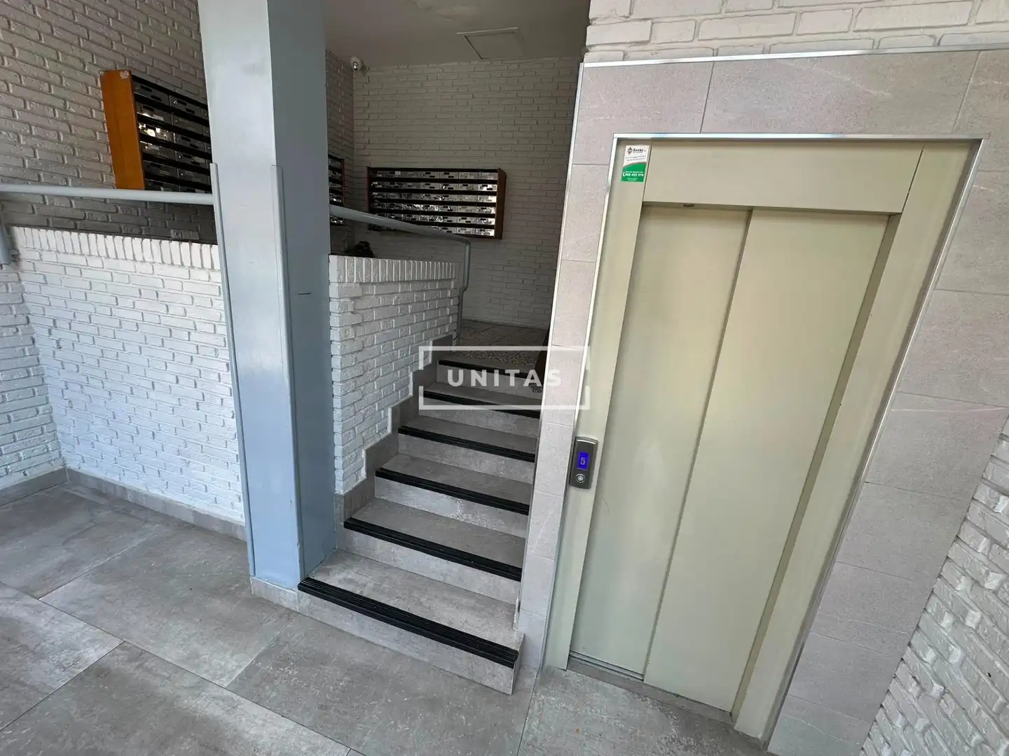 Piso con ascensor en venta en Benalúa - Babel, imagen 3