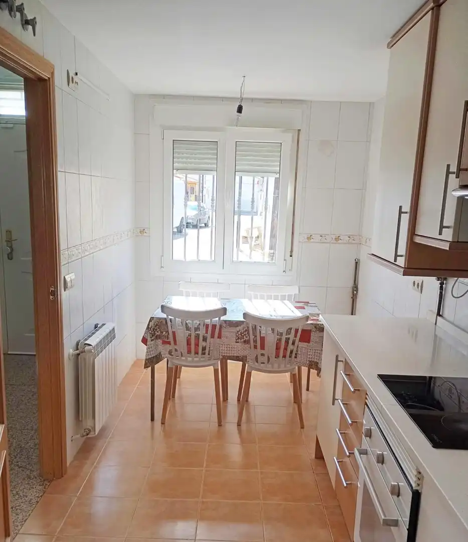 Cuina de Casa adosada en venda en Ciempozuelos amb Aire condicionat, Calefacció i Terrassa