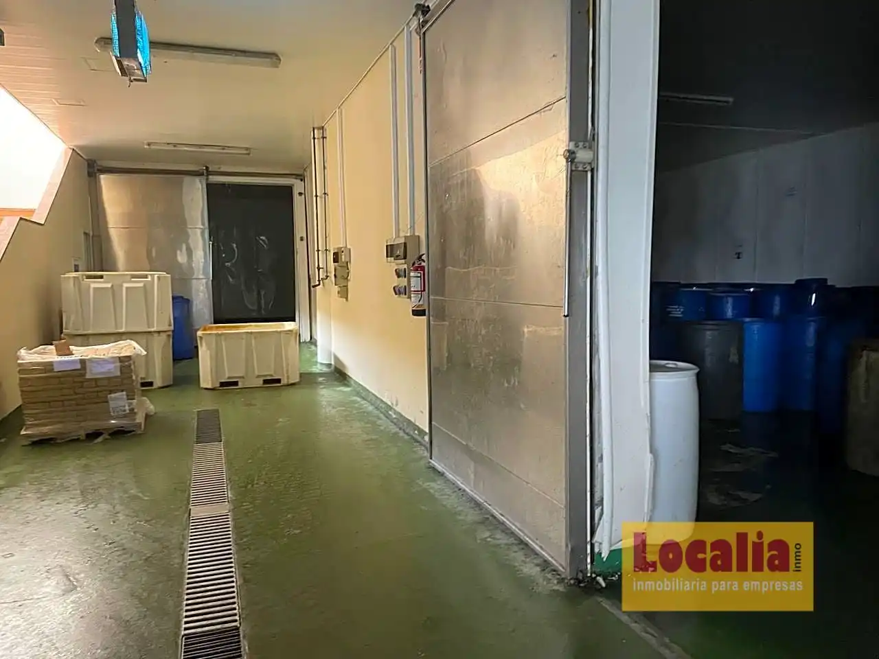 Nave industrial en venta en Laredo