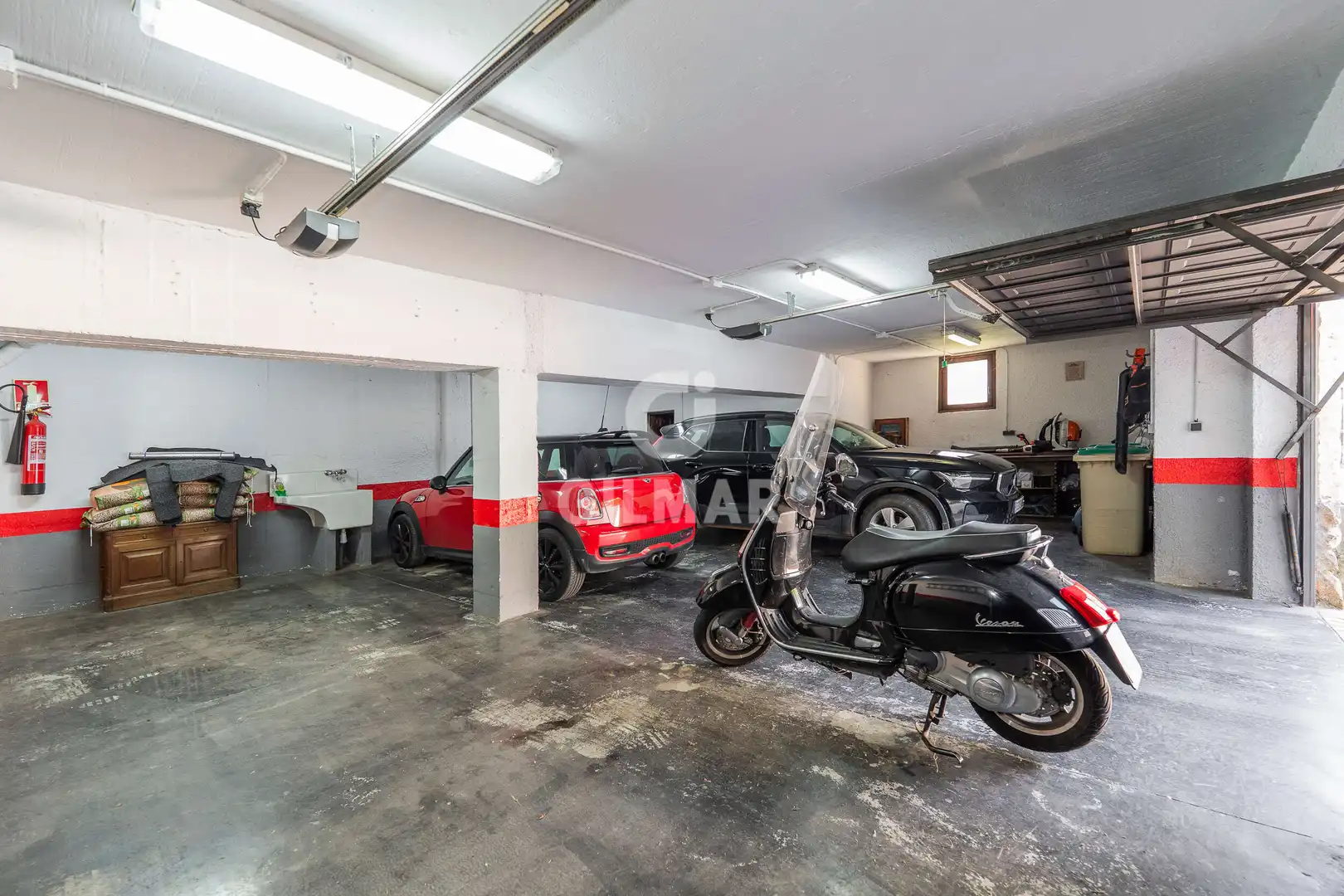 Parking de Casa o chalet en venta en Pozuelo de Alarcón con Calefacción, Jardín privado y Piscina
