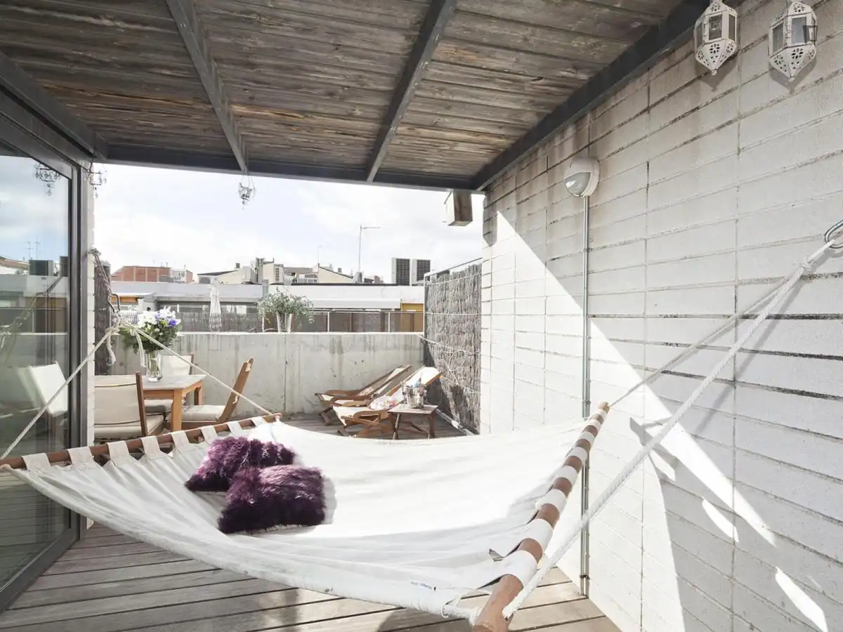 Terraza de Apartamento de alquiler en Barcelona con Aire acondicionado, Calefacción y Amueblado