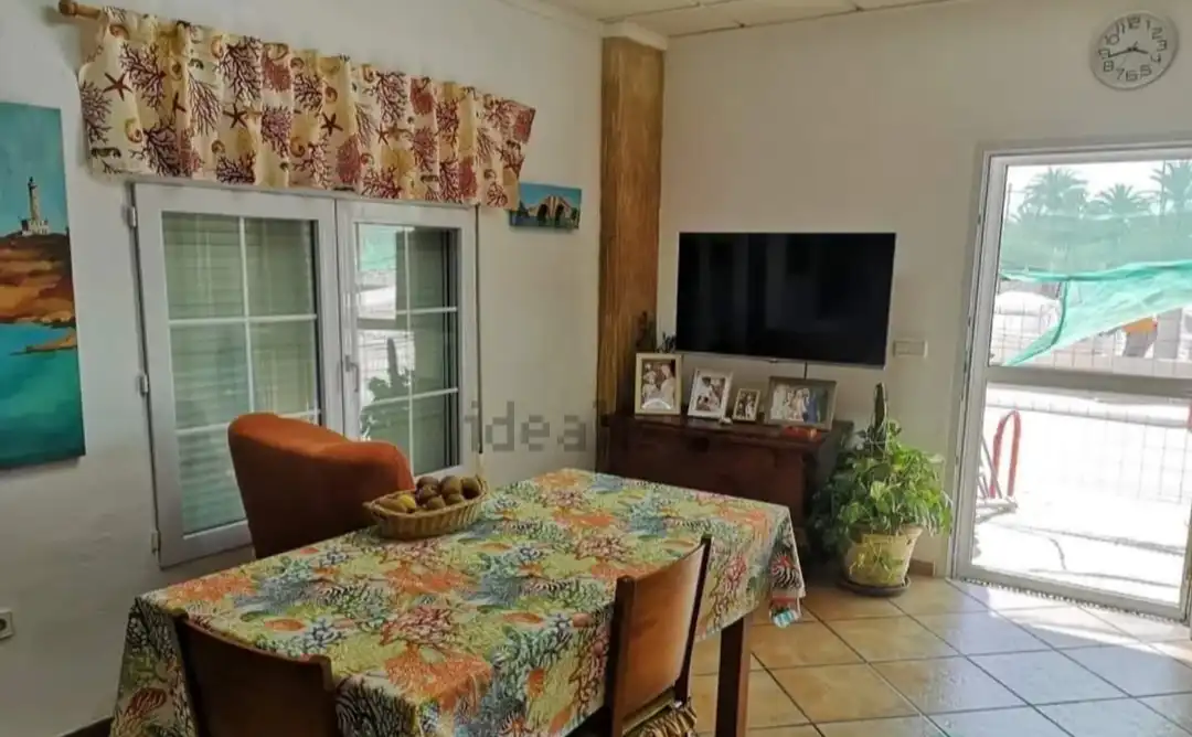 Menjador de Apartament en venda en La Manga del Mar Menor amb Aire condicionat, Jardí privat i Moblat