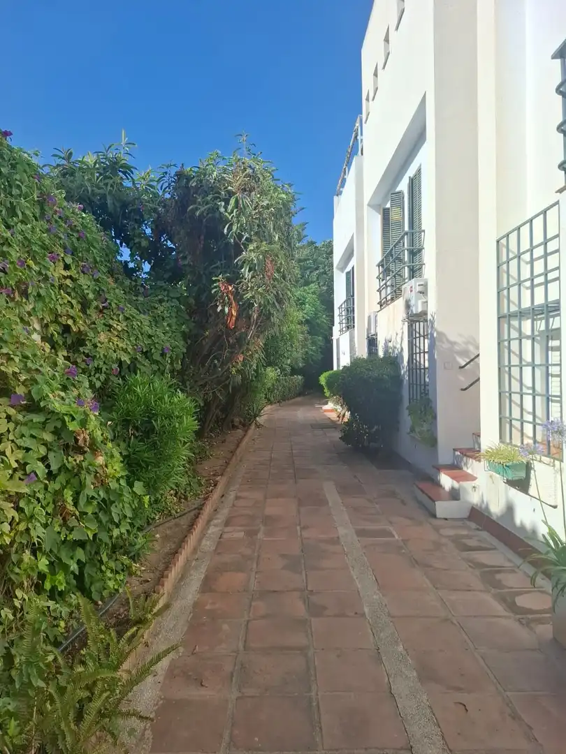 Außenansicht von Wohnungen zur Miete in Torremolinos mit Terrasse, Abstellraum und Möbliert
