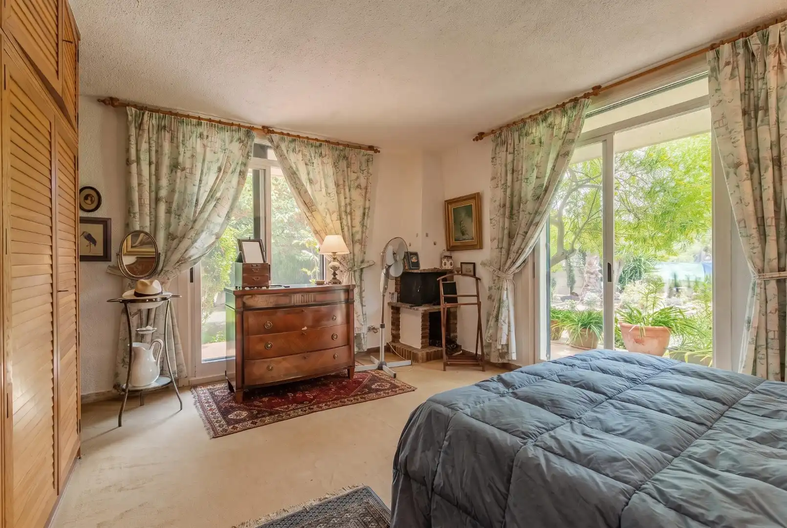 Dormitori de Casa o xalet en venda en Castellón de la Plana / Castelló de la Plana amb Calefacció, Jardí privat i Terrassa