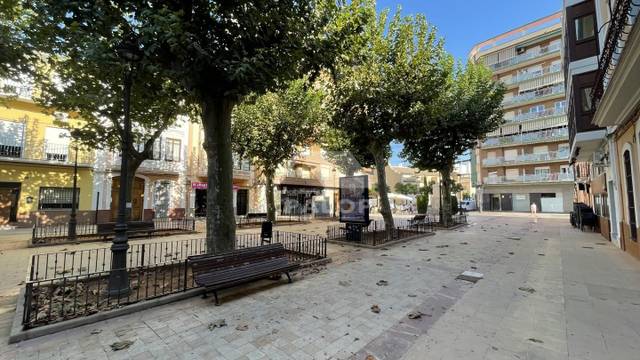 Local comercial en Alquiler en Carcaixent
