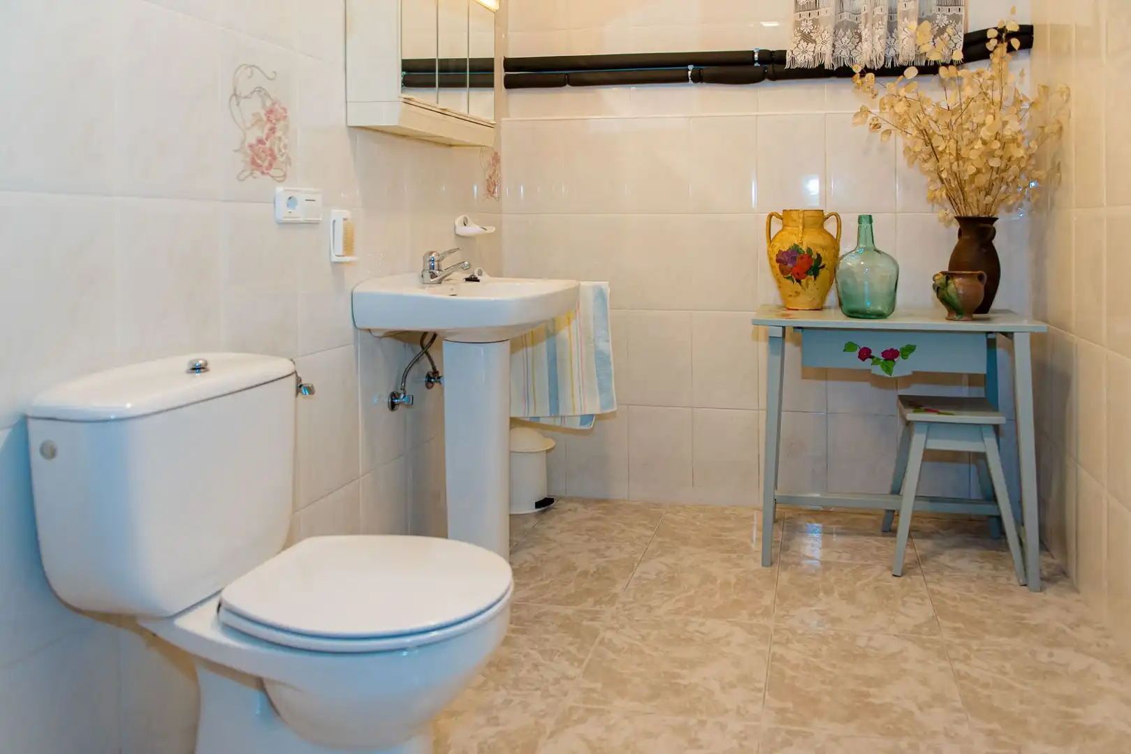 Bathroom of Houses for sale in Torre del Bierzo  with Air Conditioner, Heating and Private garden