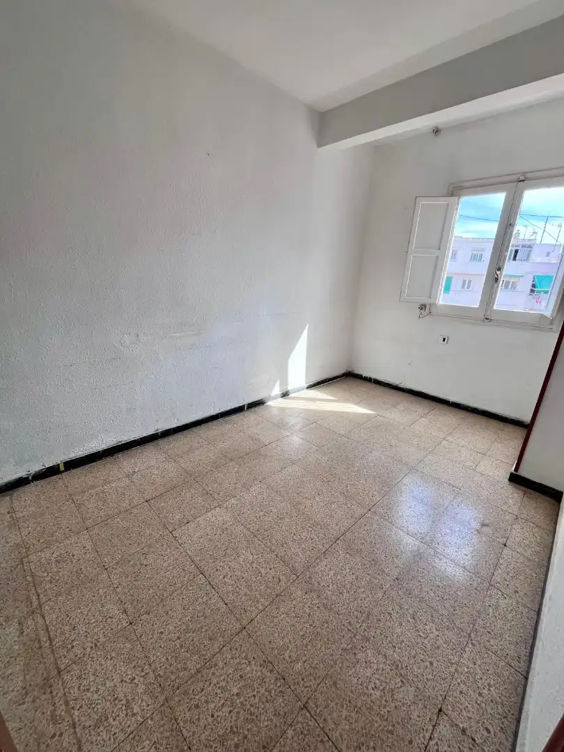 Dormitori de Pis en venda en Alicante / Alacant amb Terrassa i Balcó
