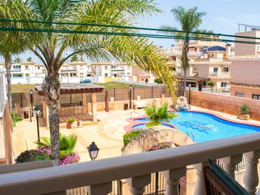 Terraced house with balcony for sale in Orihuela Costa