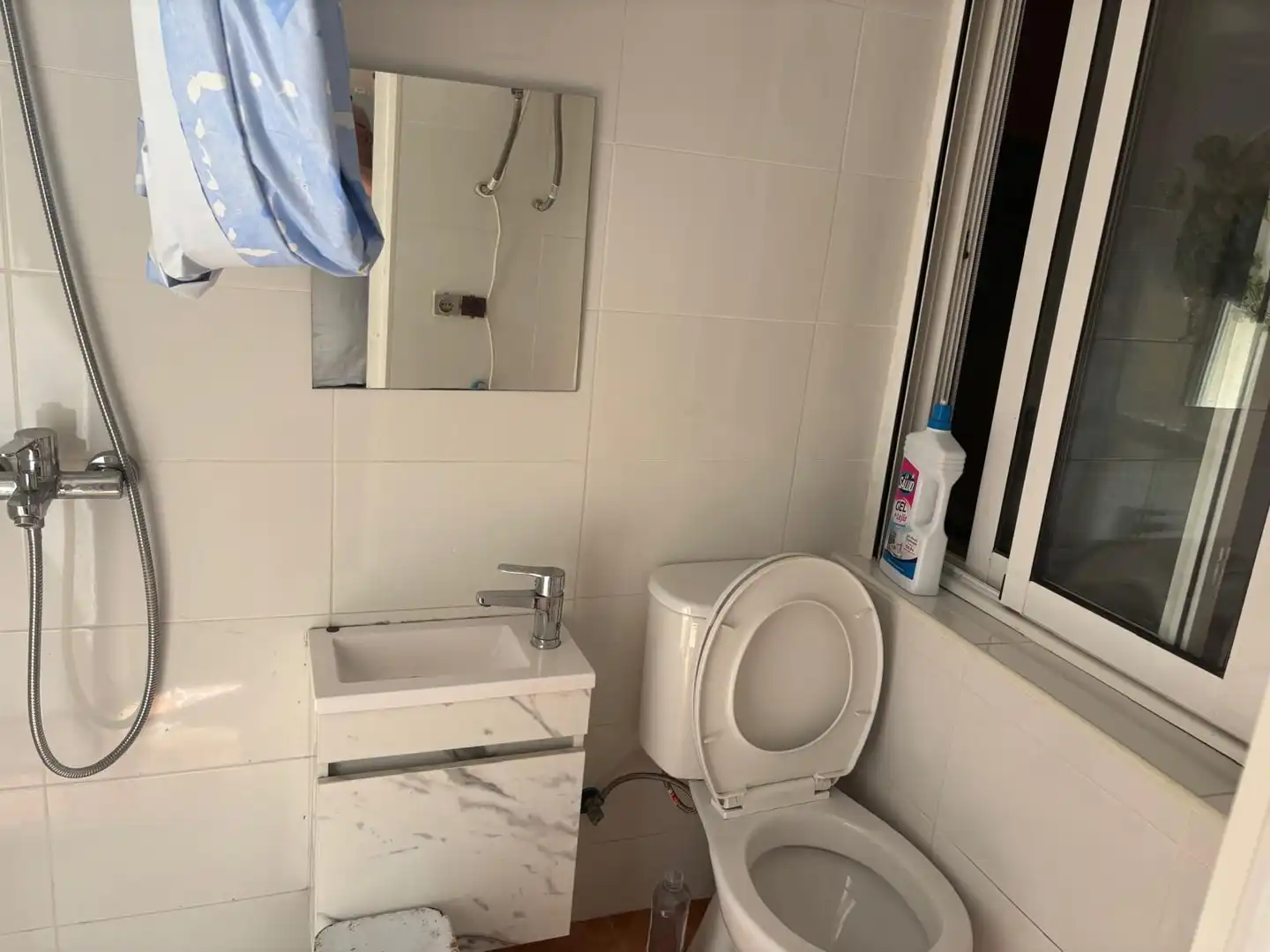 Baño de Piso en venta en Tarragona con Aire acondicionado, Calefacción y Terraza