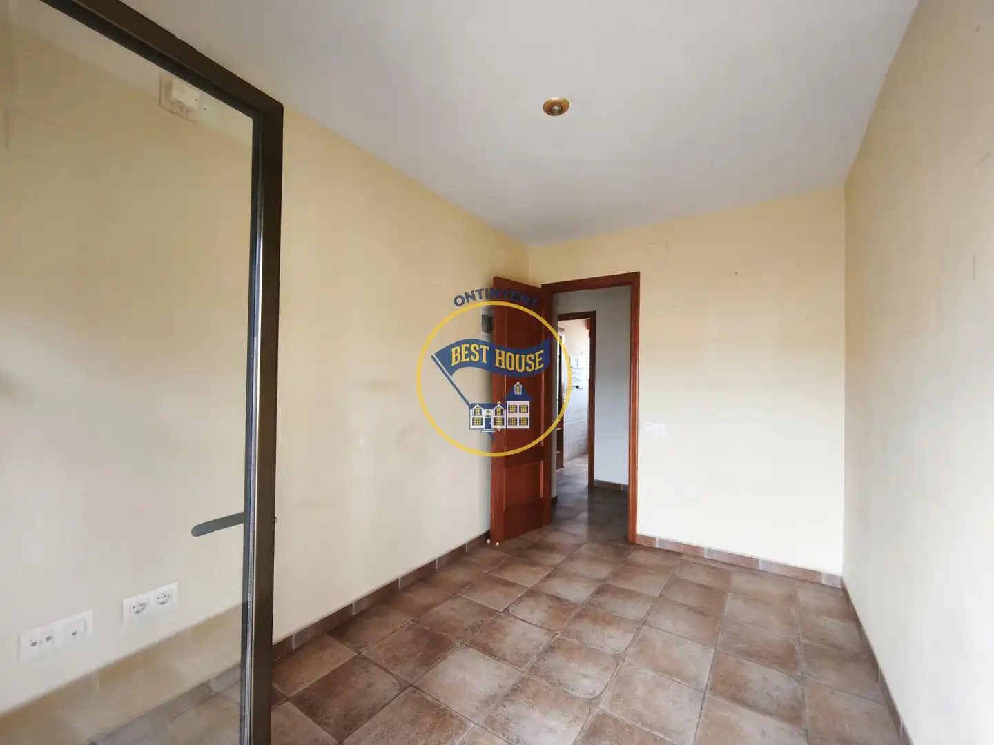 Piso en venta en L'Énova con Trastero
