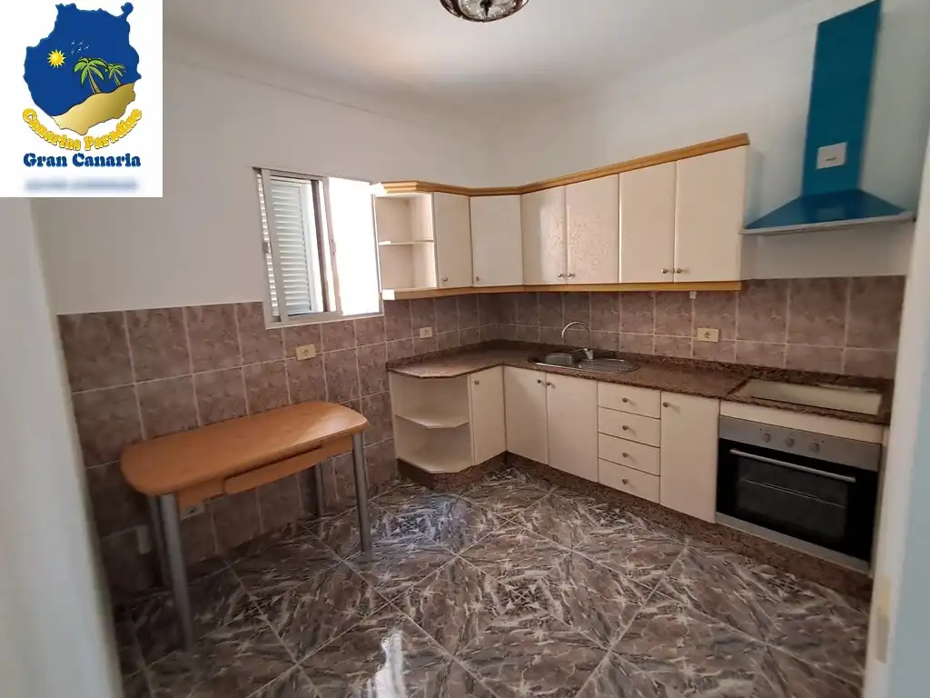 Küche von Wohnung zum Verkauf in Mogán mit Privatgarten und Terrasse
