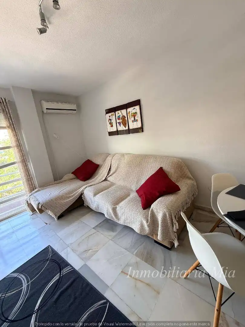 Wohnzimmer von Wohnungen zur Miete in Torremolinos mit Schwimmbad, Möbliert und Gemeinschaftspool