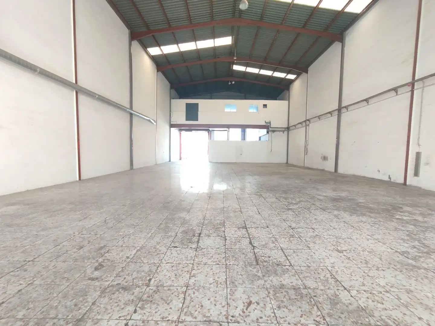 Industrial building to rent in Torrellano, imagen 3