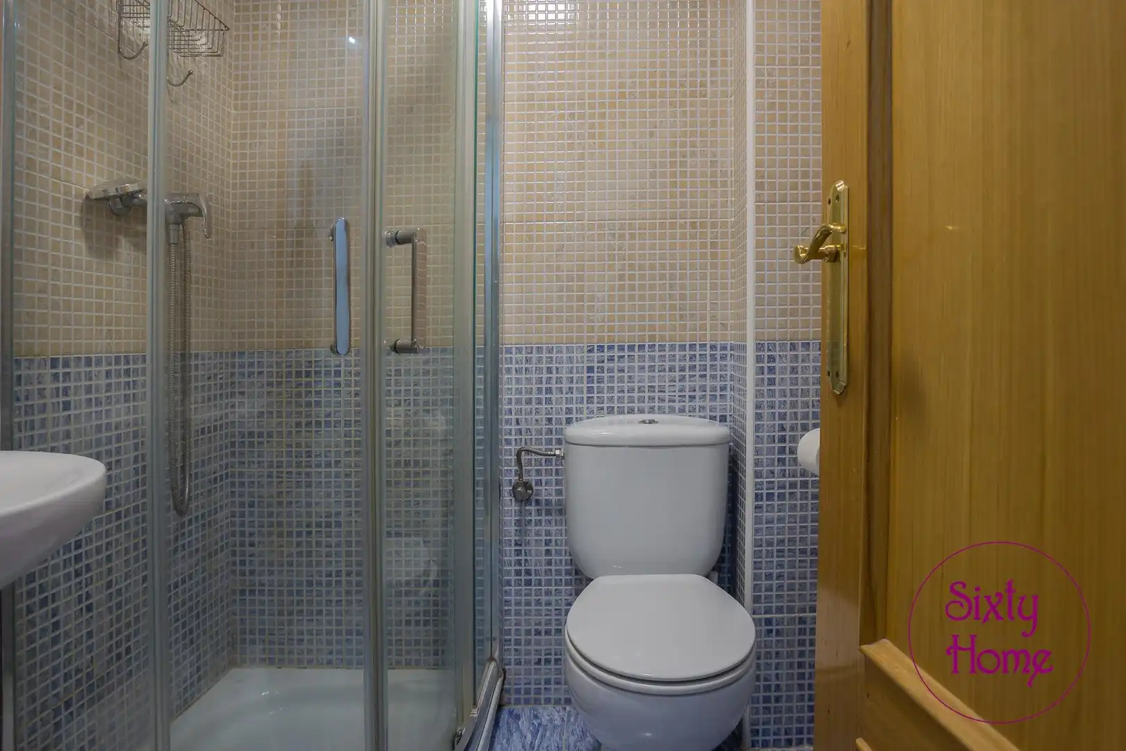 Bathroom of Flat for sale in Zaragoza  with Air Conditioner, Heating and Terrace