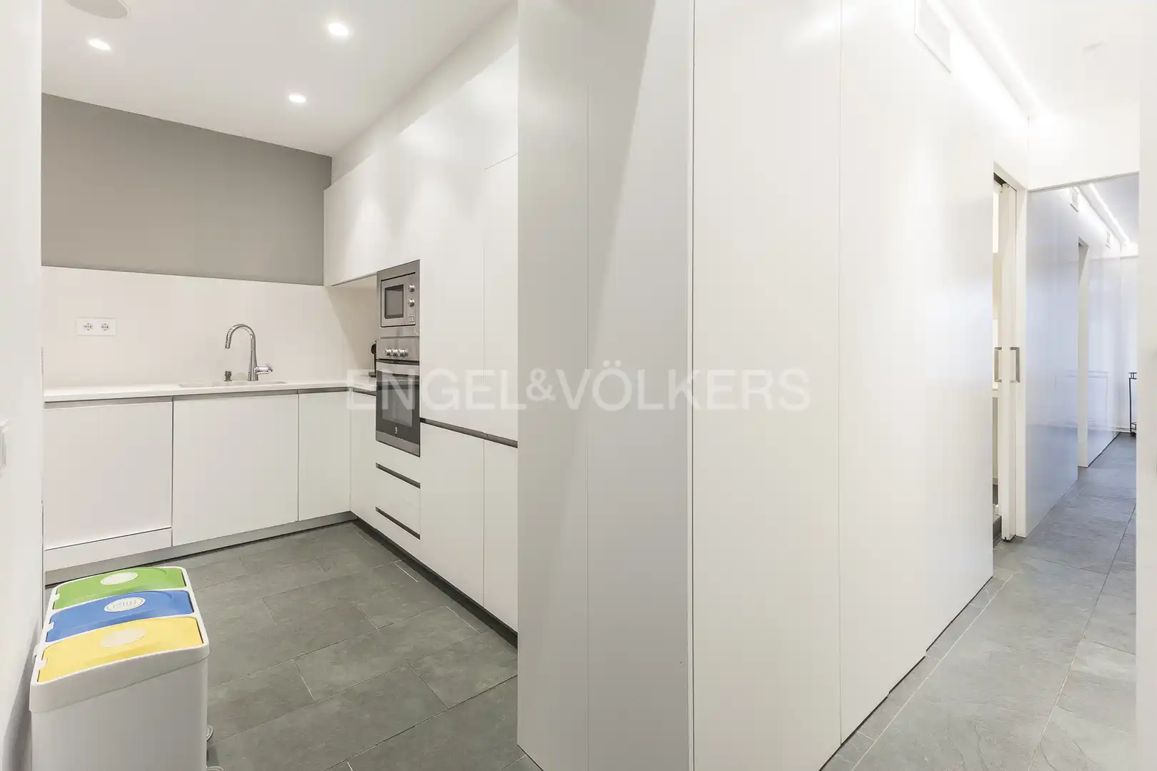 Cocina de Piso en venta en Barcelona con Aire acondicionado, Calefacción y Amueblado