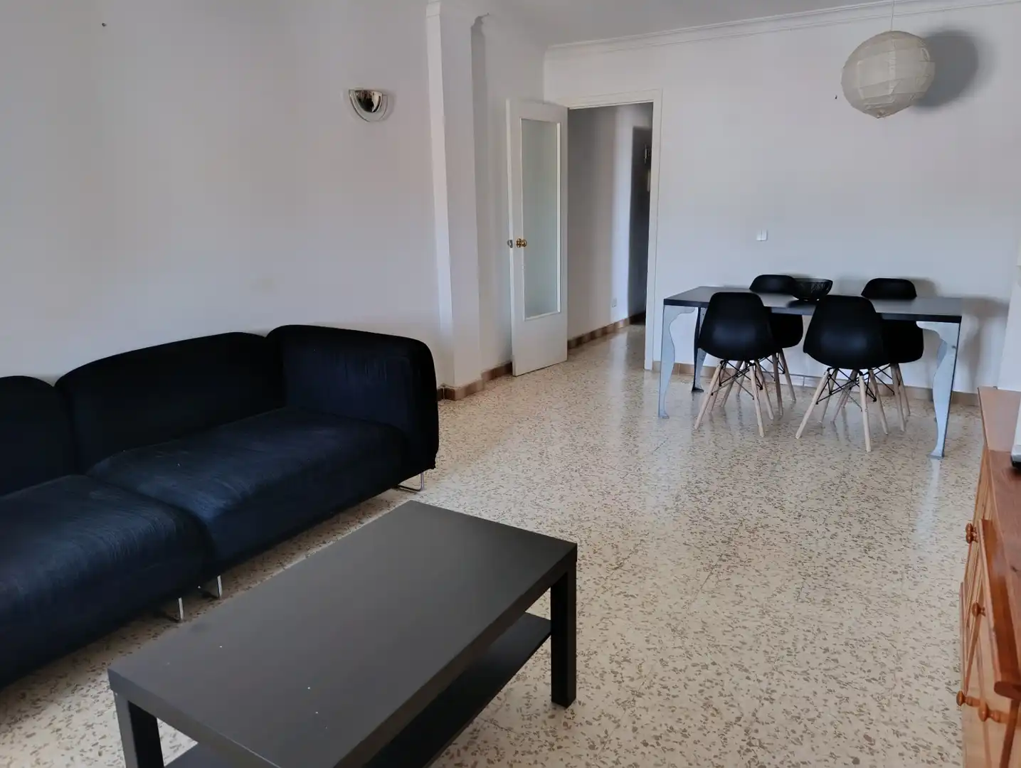 Sala de estar de Piso de alquiler en Dos Hermanas con Aire acondicionado, Terraza y Amueblado